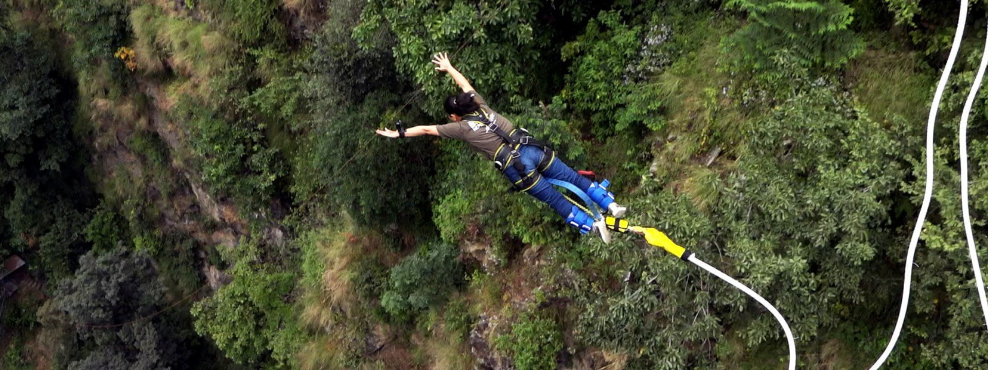 himalayan bungee jumping in rishikesh